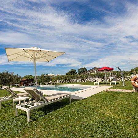 Agriturismo Re Di Fiori دونوراتيكو المظهر الخارجي الصورة