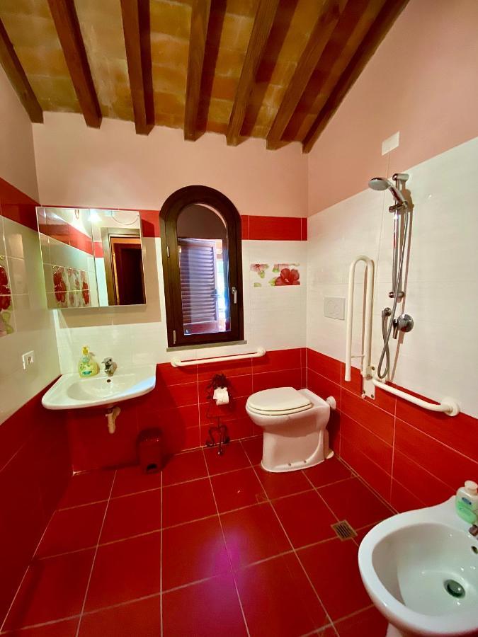 Agriturismo Re Di Fiori دونوراتيكو المظهر الخارجي الصورة